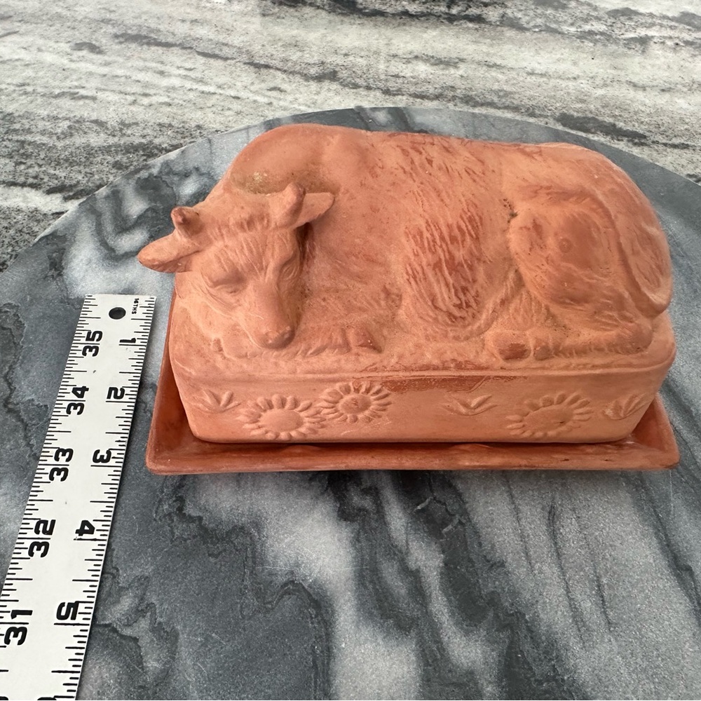 Terracotta Cow Butter Dish with Tray - Rustic Home Dining - Picture 8 of 13